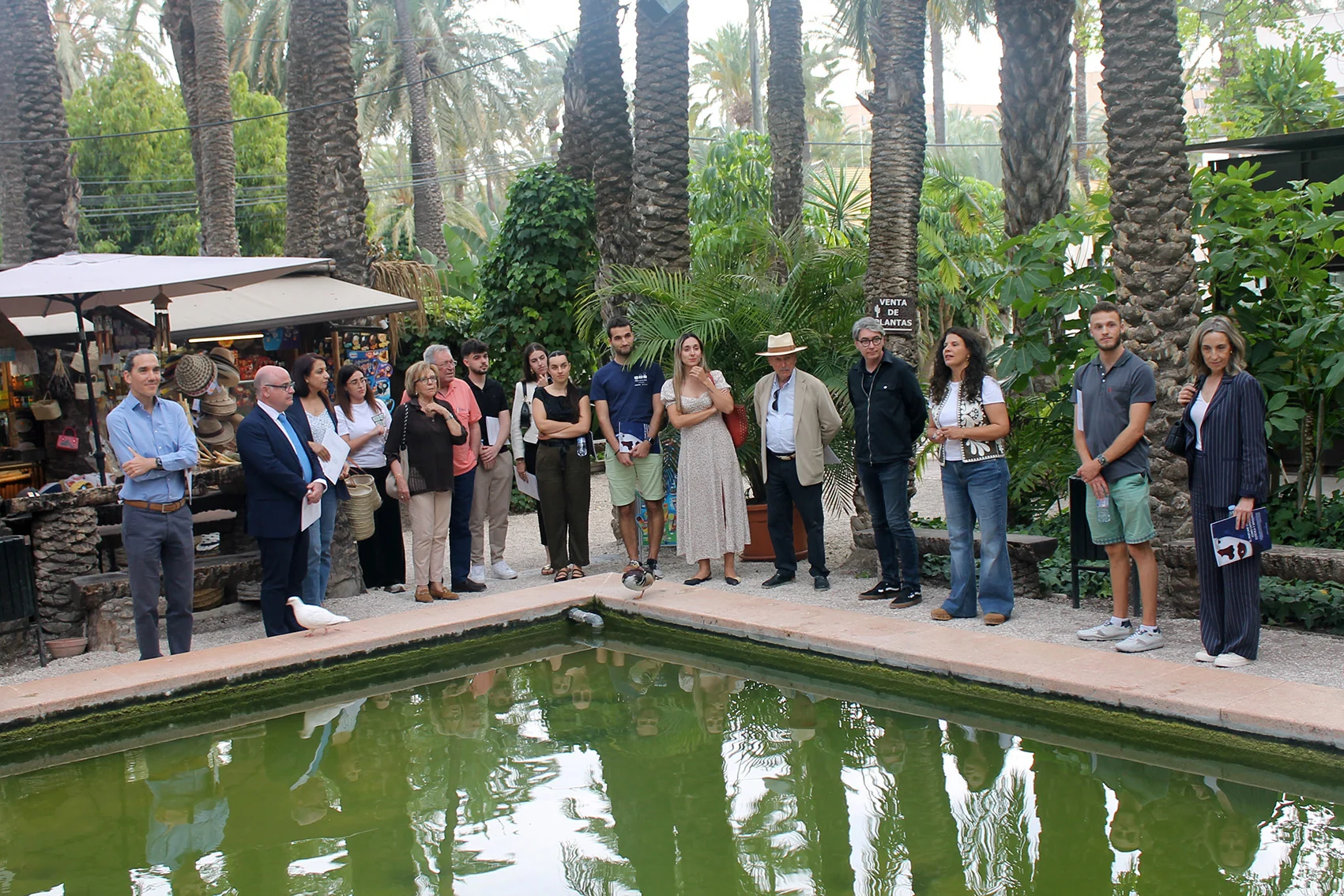 El perfume protagoniza un encuentro único entre Cedelco, Woha y el Jardín Huerto del Cura