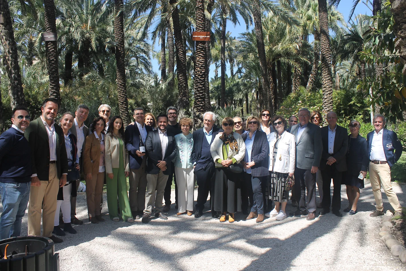 El jardín Huerto del Cura dedica una palmera al cineasta Manuel Gutiérrez Aragón